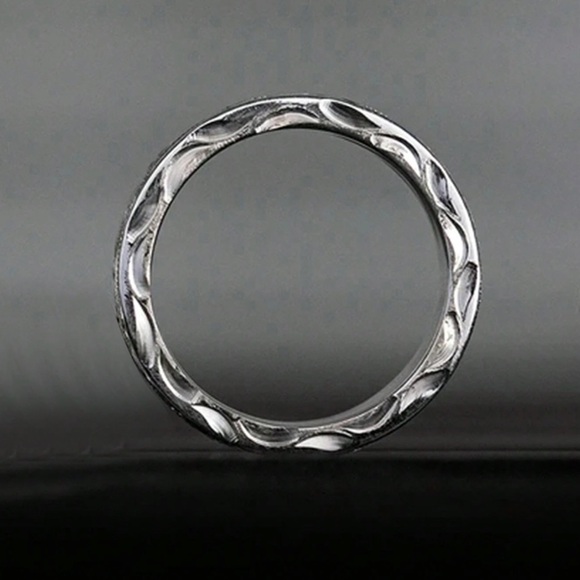 Sterling silver wide ring - Picture 2 of 9